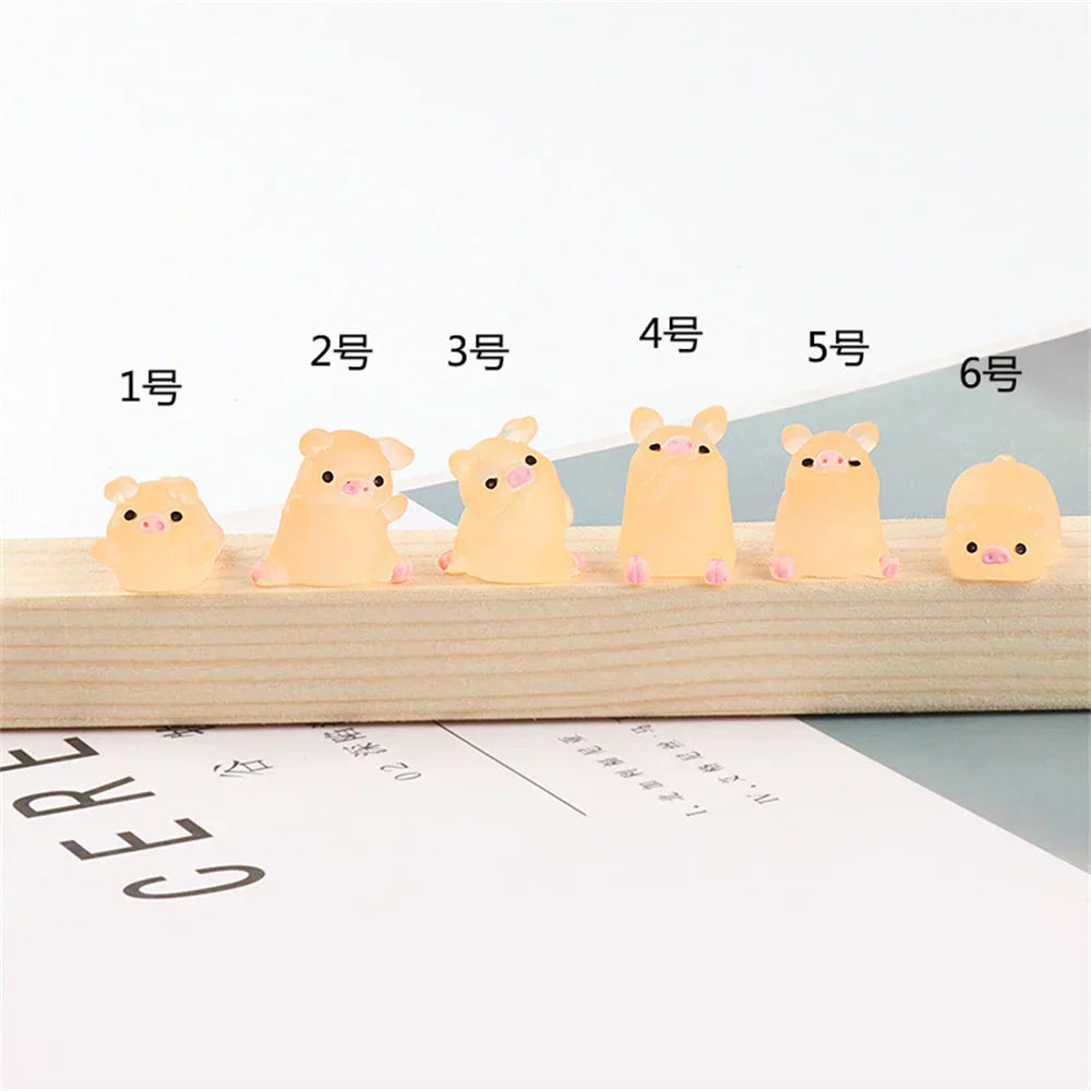 DecorBites™ Kawaii Pig Miniatures Terrarium Figurines 6pcs Crafts Home Decoration