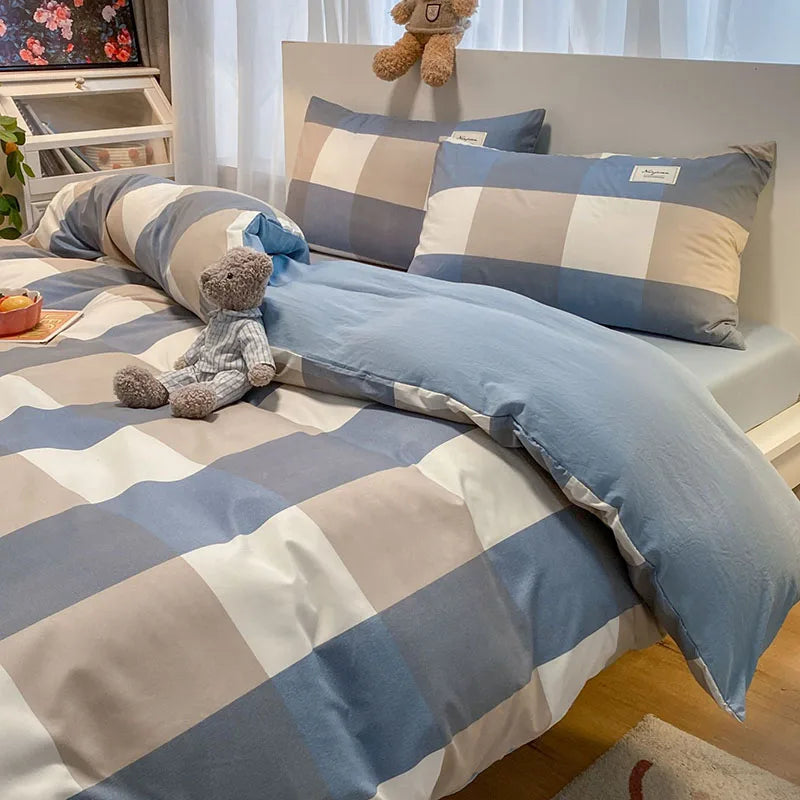 DecorBites™ Cozy Plaid Duvet Cover | Simple Nordic Comforter Cover | Non-Fading Washed Cotton Bedding