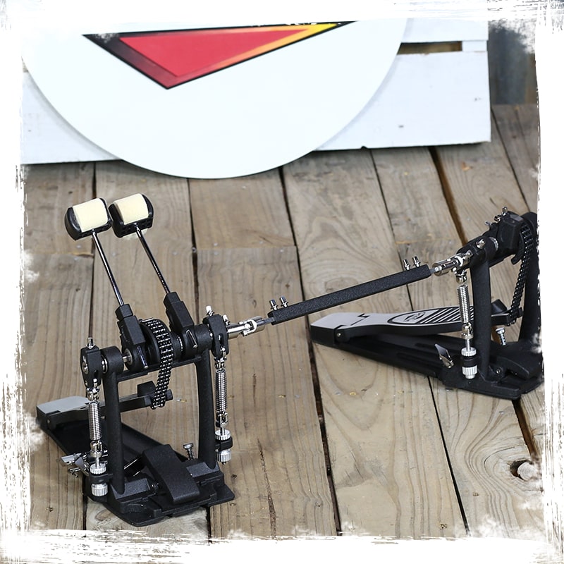 Deluxe Double Kick Drum Pedal for Bass Drum by GRIFFIN | Twin Set Foot Pedal | Quad Sided Beater Heads | Dual Pedal Two Chain Drive Percussion Hardware | Impressive Response for Metal & Rock Drummers