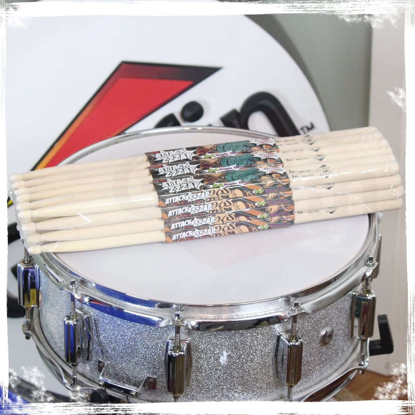 12 Pairs of Select Elite Maple Wood Drum Sticks by GRIFFIN Attack Zzzap - Size 5A Premium Balanced, Level and Straight - Drummers Percussion Classic Pure Grit Uncoated, Raw Wood Drumming Sticks