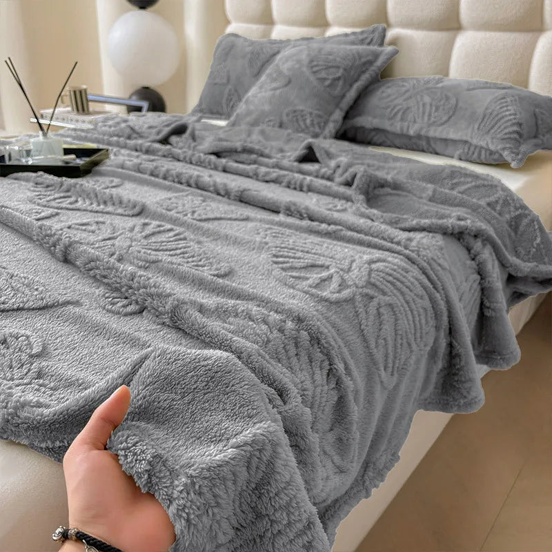 ™ Luxe Chiffon Butterfly Jacquard Throw: Soft & Cozy Blanket for Couch or Bed