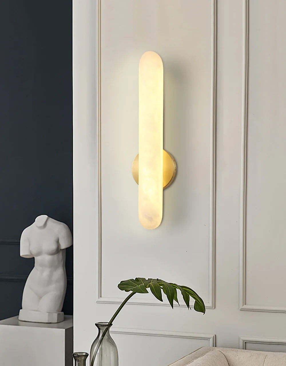 Selune Alabaster Column Wall Light
