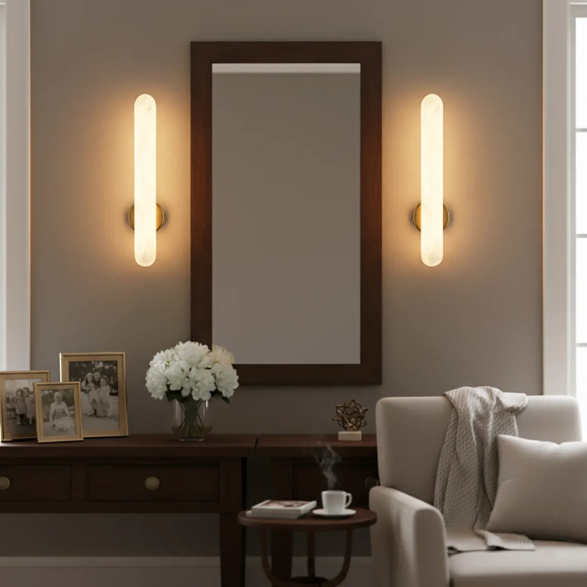 Selune Alabaster Column Wall Light