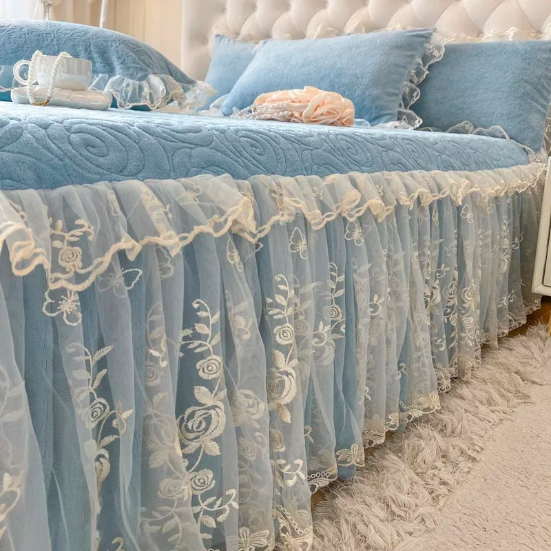 ™ Lace Princess Bedding Set with Velvet Bed Skirt & Quilt Cover