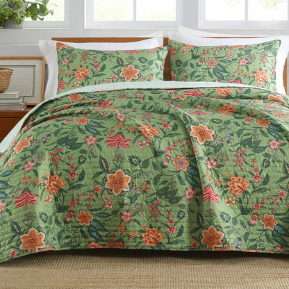 ™ Green Floral Quilt Set 3-Piece Oversized Bedding with Shams