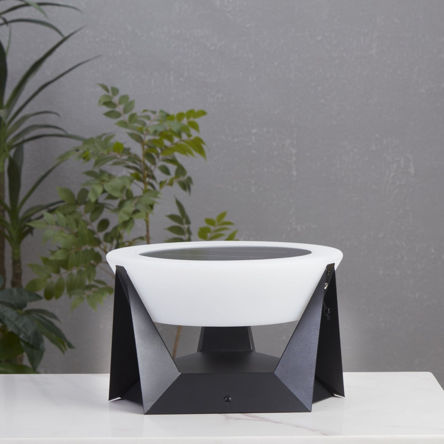 Solar Glow Outdoor Lamp
