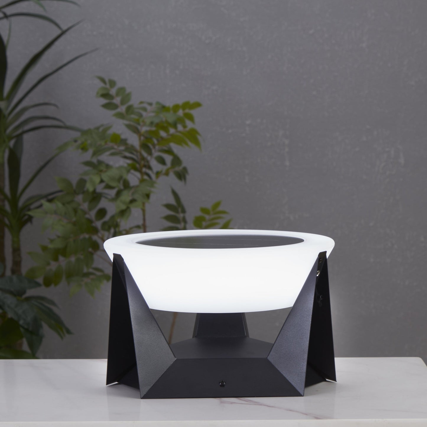 Solar Glow Outdoor Lamp