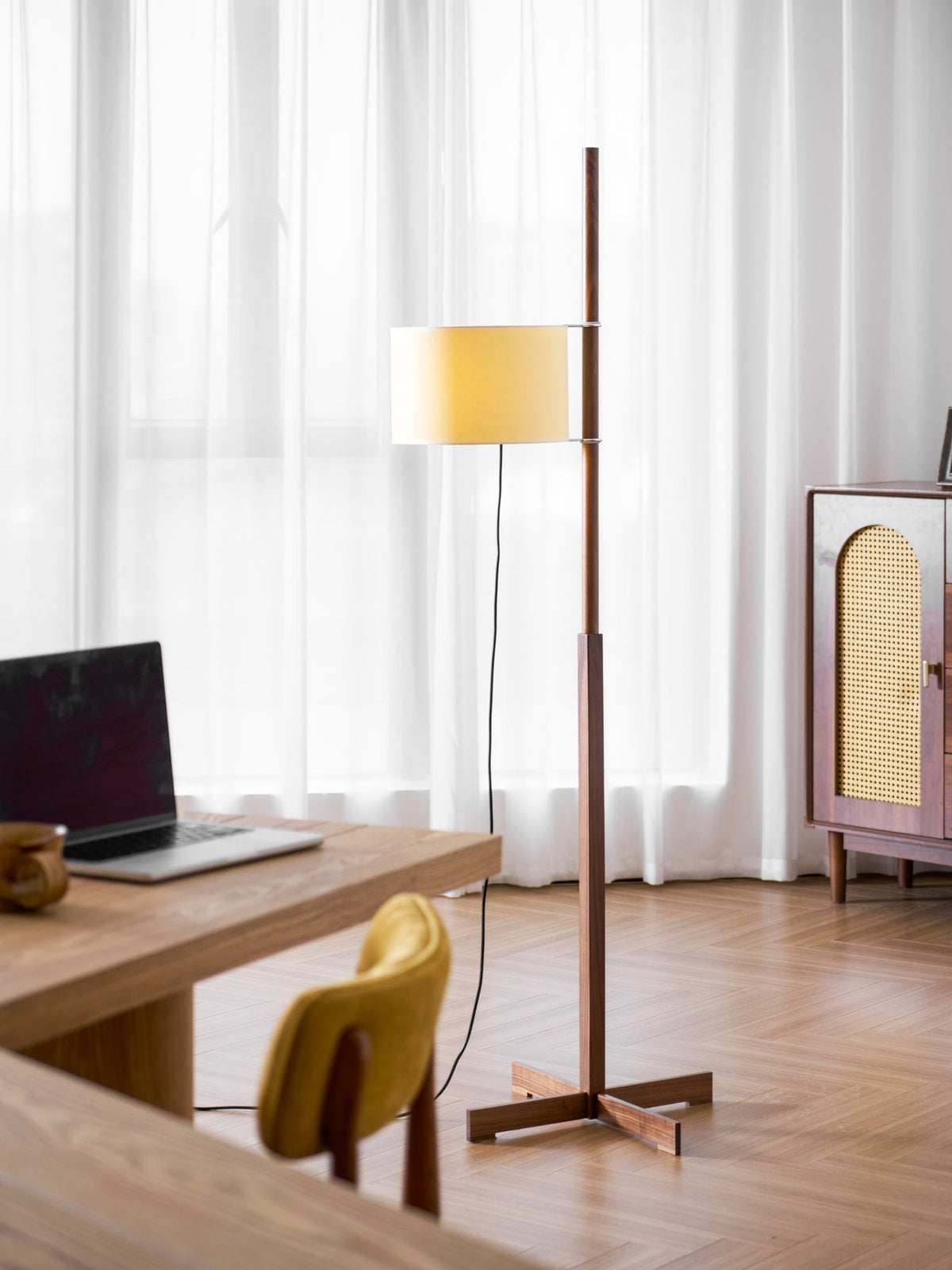 TMM Wood Floor Lamp