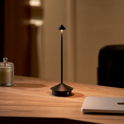 Pina Wireless Task Lamp