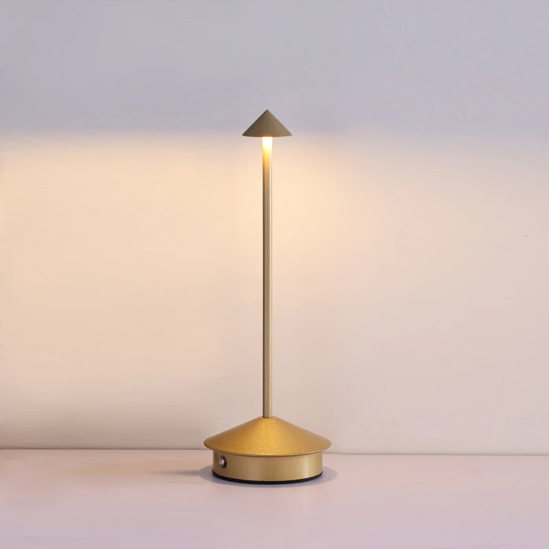 Pina Wireless Task Lamp