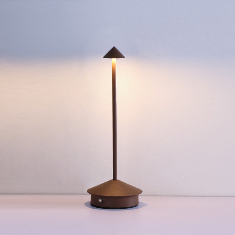 Pina Wireless Task Lamp
