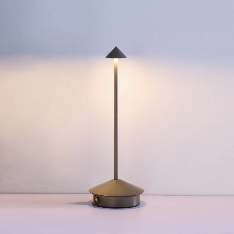 Pina Wireless Task Lamp