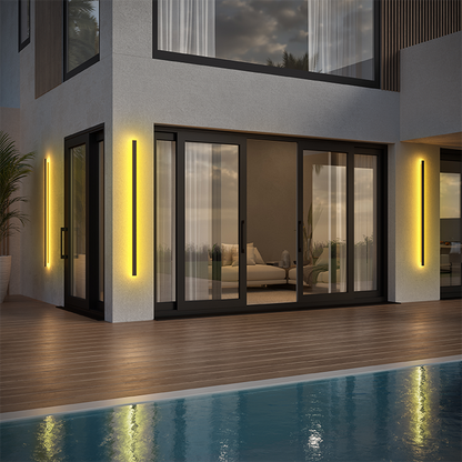 Svelte Smart Outdoor Lamp