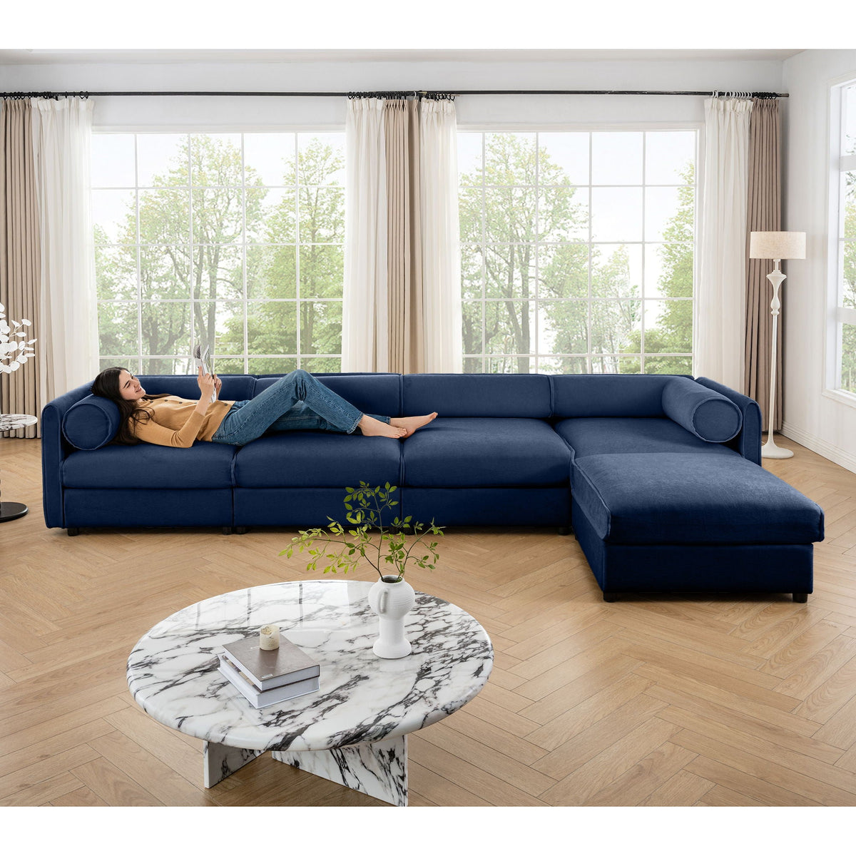 Contemporary Elegant Sofa With Storage And Ottoman