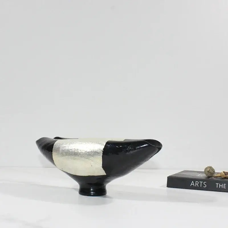 Abstract black & silver elliptic resin flower pot living room