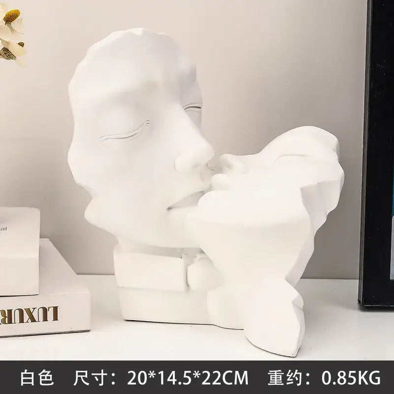 Abstract gold head couple sculpture living room decor