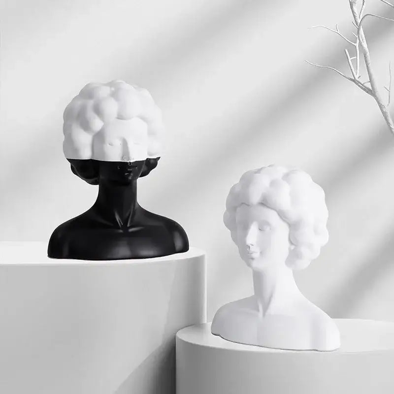 Abstract portrait resin figure black & white living room decor