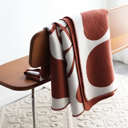 Abstract wavy jacquard imitation cashmere throw blanket living room
