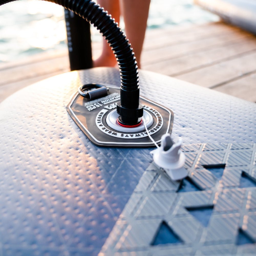 Aqua Marina Glow All Around ISUP With Ambient Light System And Safety Leash, 10FT [BT-24GL] (SAK48269)
