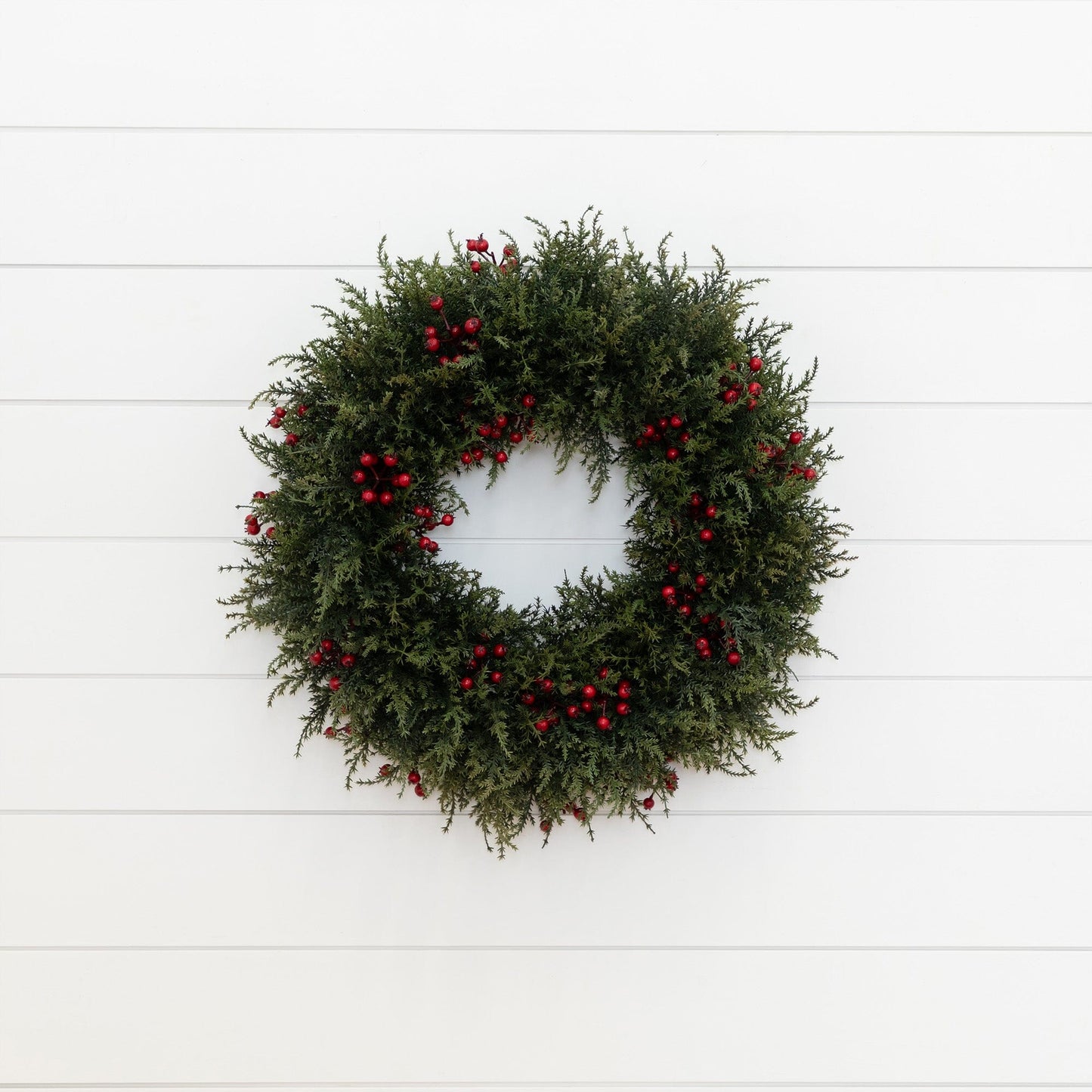 20” Cedar Berry Wreath