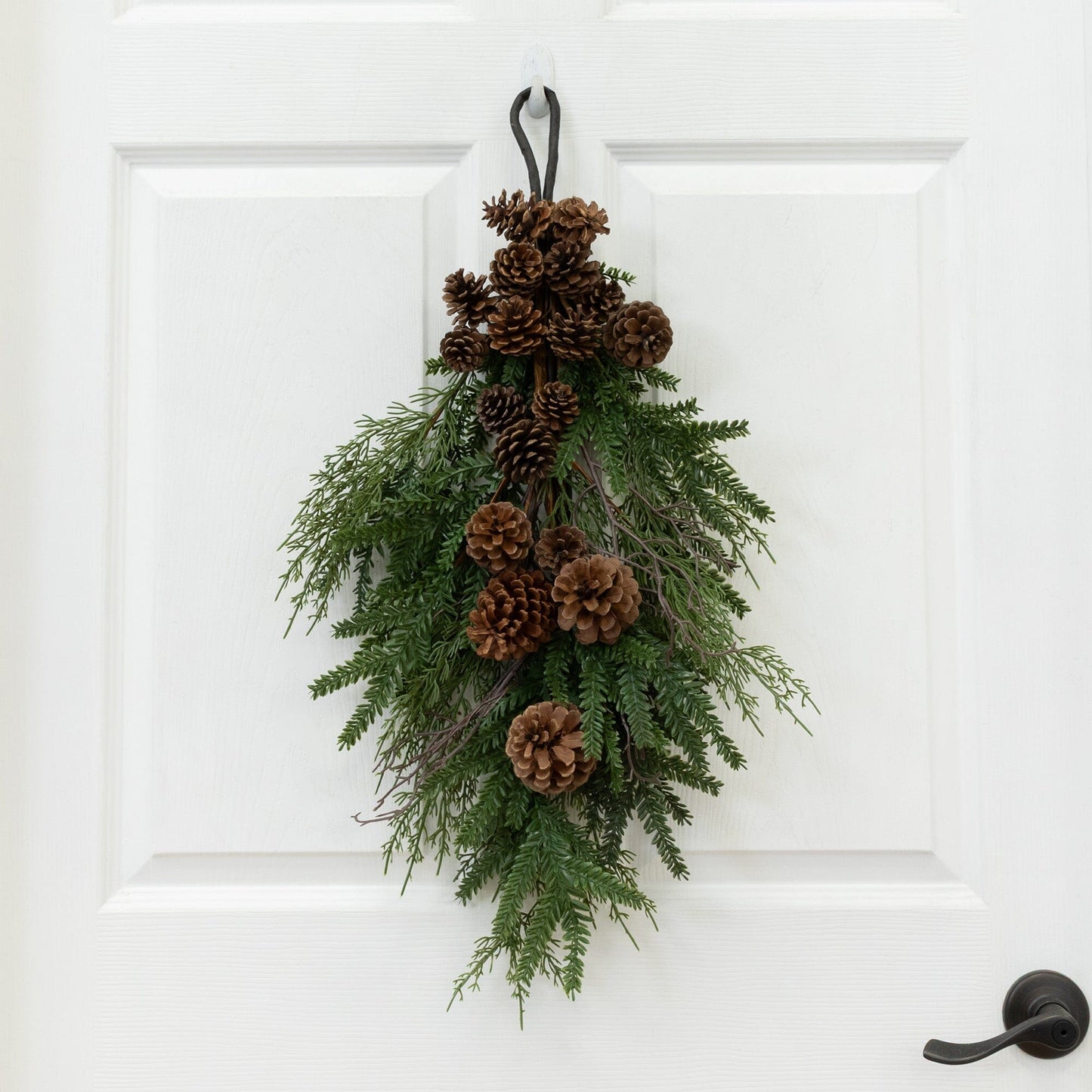 26” Pine & Pine Cone Teardrop