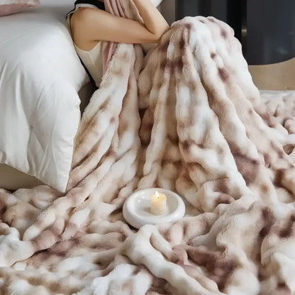 Beige & brown faux fur cozy fleece blanket bedroom throw