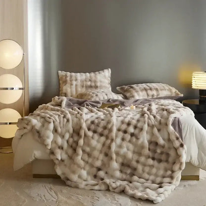 Beige & brown faux fur cozy fleece blanket bedroom throw