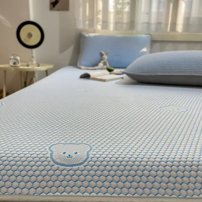 Beige honeycomb bear cooling ice bean sheet set bedroom