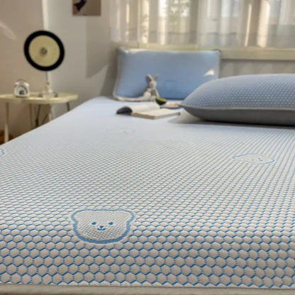 Beige honeycomb bear cooling ice bean sheet set bedroom