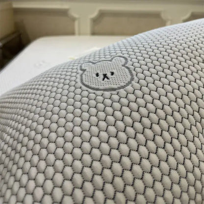Beige honeycomb bear cooling ice bean sheet set bedroom