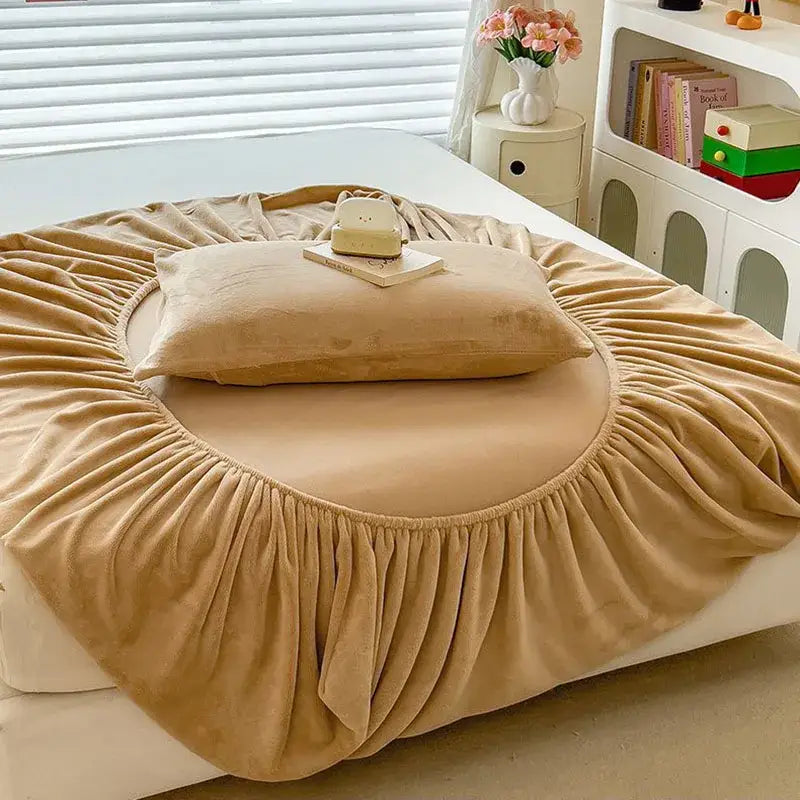 Beige milk velvet fitted sheet bedroom plush mattress topper