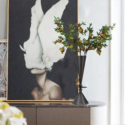 Black and gold bronze flower vase dining room cocktail glasses