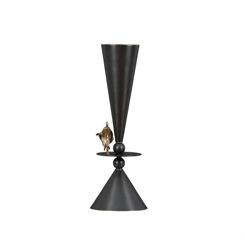Black and gold bronze flower vase dining room cocktail glasses