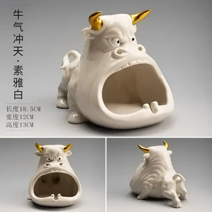 Black and gold ceramic bull ashtray living room cartoon cow decor