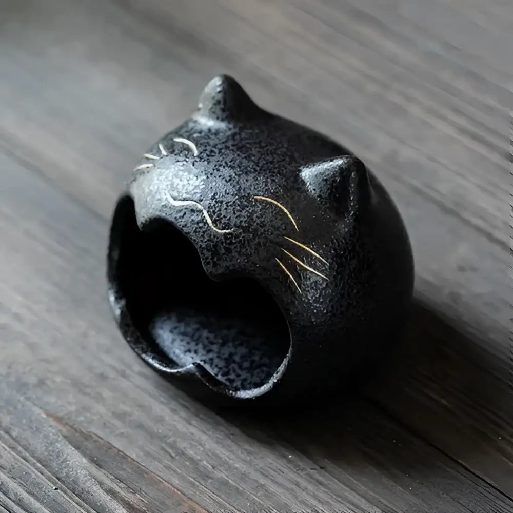 Black cartoon cat ceramic ashtray living room large capacity decor