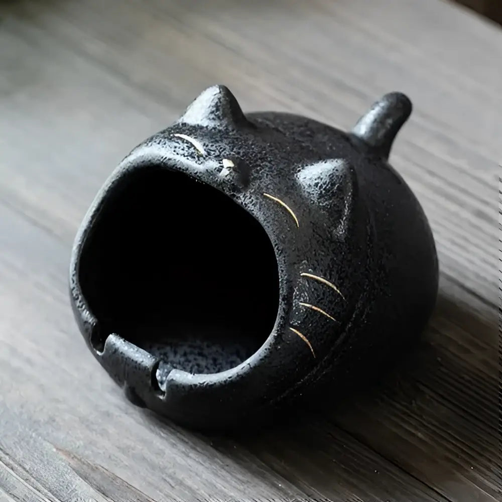 Black cartoon cat ceramic ashtray living room large capacity decor