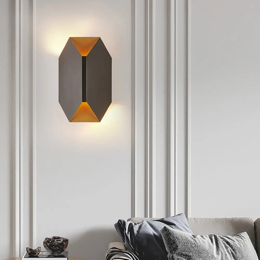 DecorBites™ Black Geometric LED Wall Lamp with Metal Shade - Modern 1 Light Wall Mounted Lighting