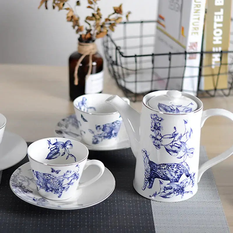 Blue and white floral porcelain kitchenware dining experience set