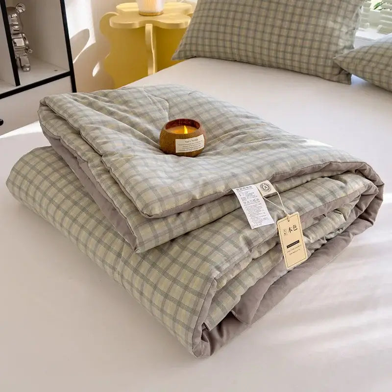 Blue and white plaid cotton summer quilt soybean fiber filling bedroom