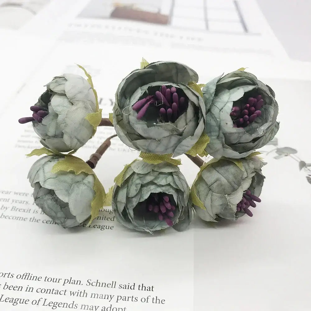 Blue flower stamen berries bundle for kitchen cake decor