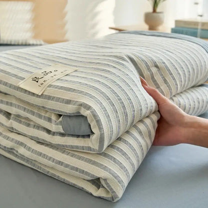 Blue & white striped soya fibre jacquard summer quilt bedroom comforter