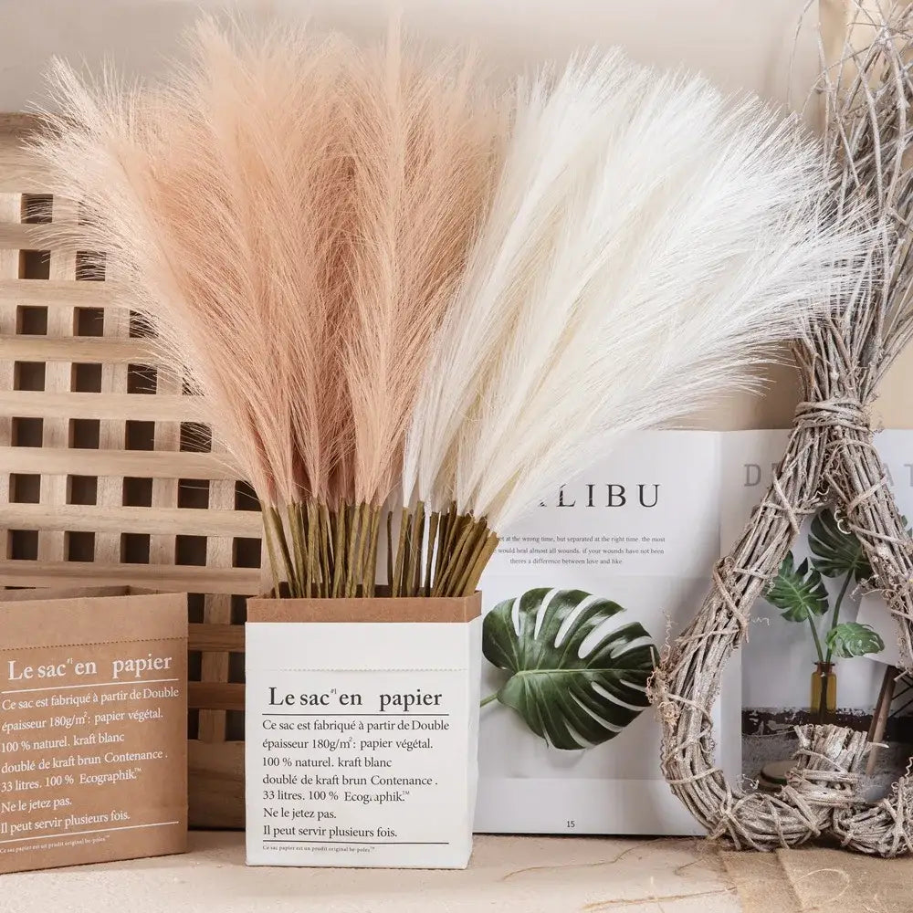 Boho white & beige fluffy pampas grass – living room decor