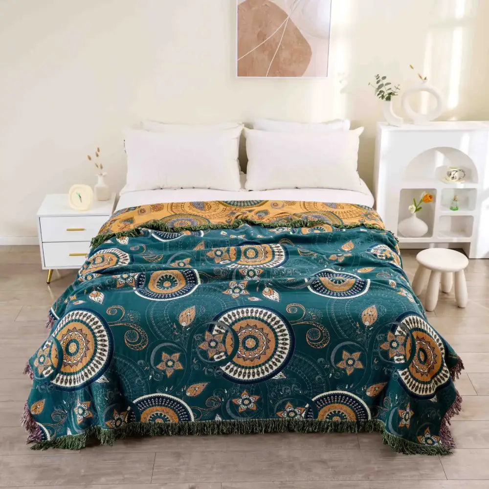 Botanical off-white cotton leisure blanket bedroom bedspread