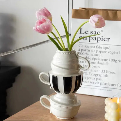 Cartoon folding cup black & white ceramic vase living room decor