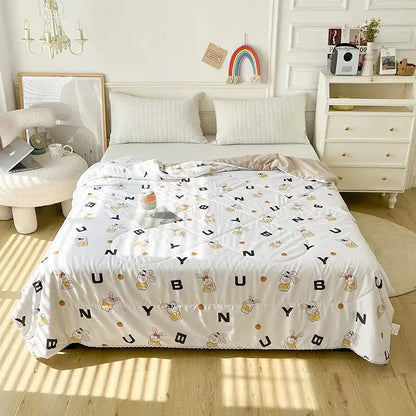 Cartoon strawberry white & pink quilted double blanket bedroom