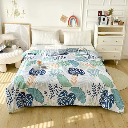 Cartoon strawberry white & pink quilted double blanket bedroom
