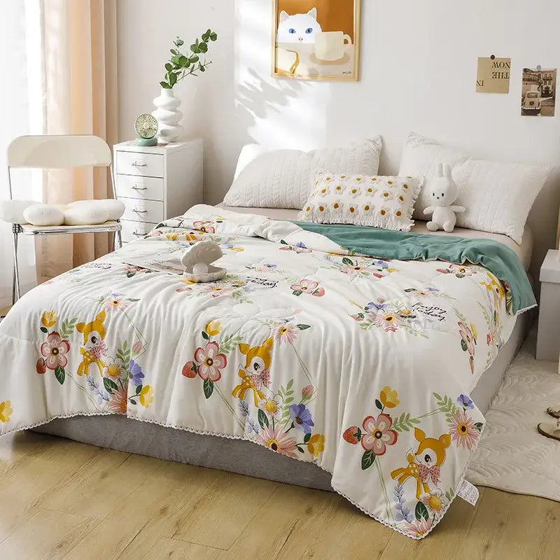 Cartoon strawberry white & pink quilted double blanket bedroom