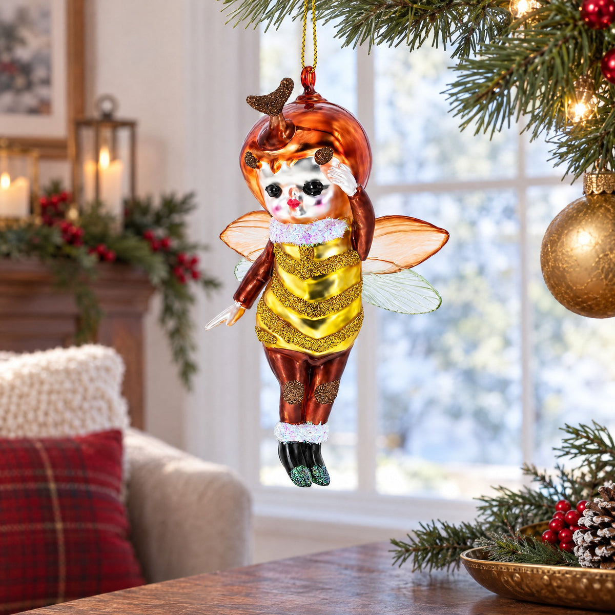 Adorable Little Bee Glass Christmas Ornament