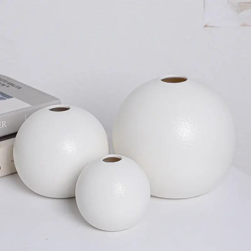 Matte black spherical ceramic vase set of 3 – living room decor