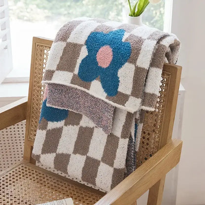 Checkered beige & white knitted blanket throws 130x160cm bedroom decor